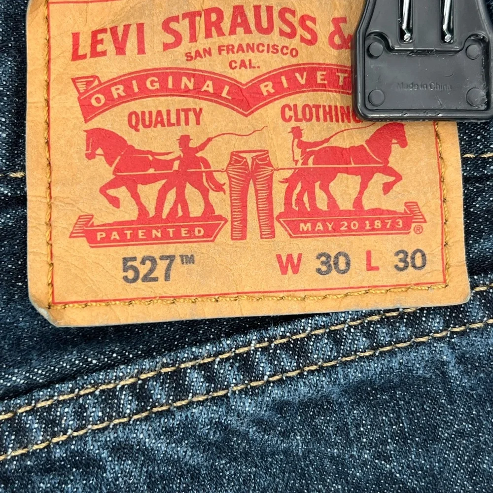 LEVI 527 JEANS SLIM BOOTCUT‎ JEANS STREAMLINED FIT MODERN 5 POCKET